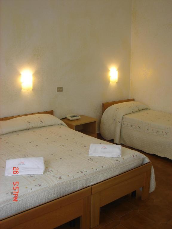 Hotel Ristorante Solari Briatico Room photo