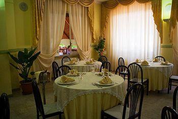 Hotel Ristorante Solari Briatico Exterior photo